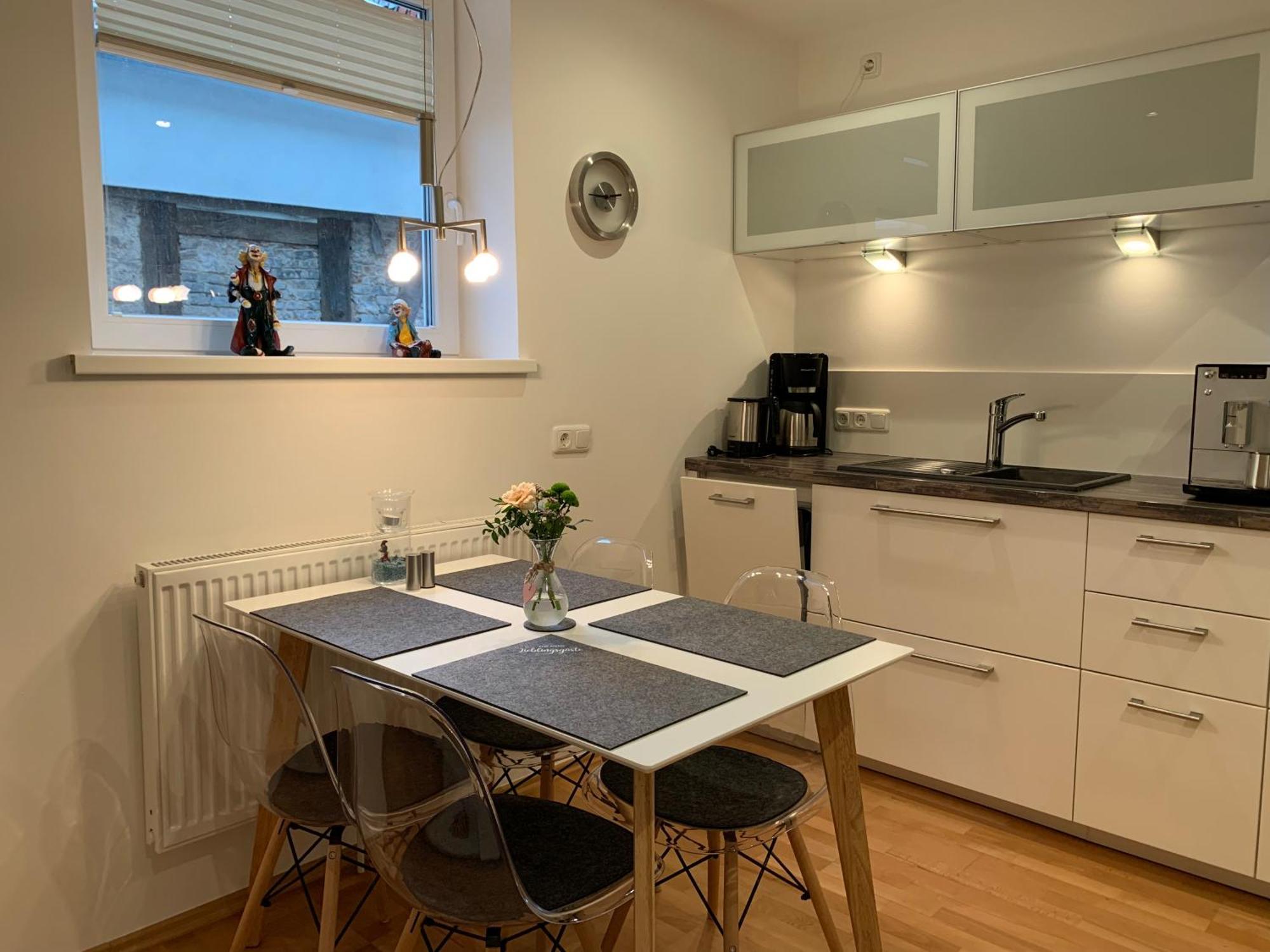 Ferienwohnung Janus Altstadt-Hameln Haus 2 Inklusive Parkplatz - Mit Und Ohne Terrasse Oder Loggia Hamelin Exterior photo